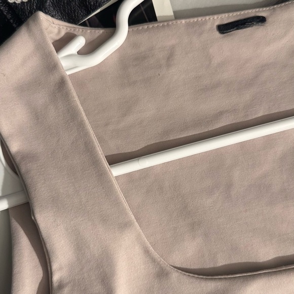 ZARA Square-Neck Tank Top - Picture 4 of 4